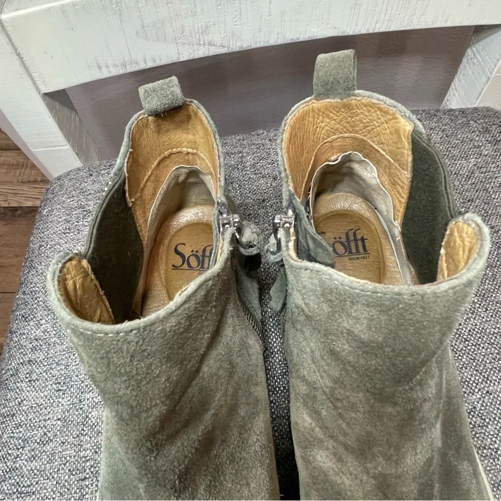 Sofft Britton Leather Olive Suede Zipper Ankle Boots / Shoes. Aqua Sofft